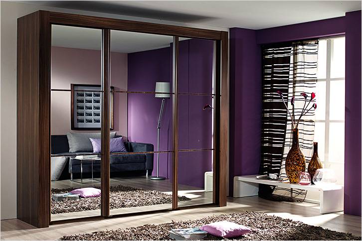 Зеркальный фасад