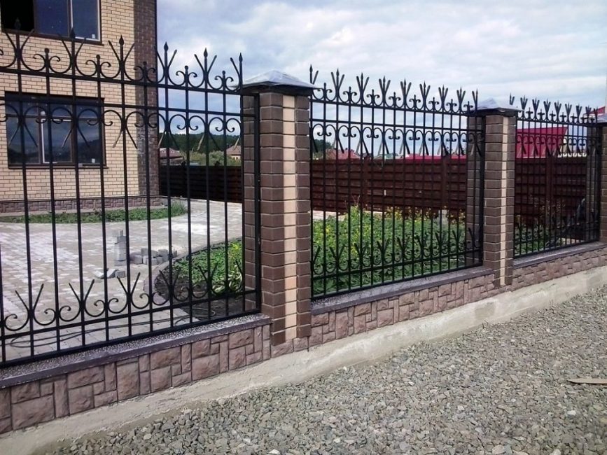 Кованый тип ограждения