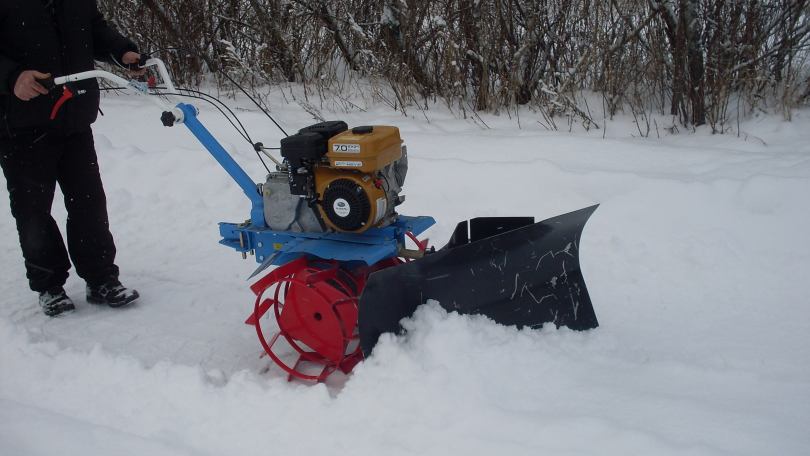 Снегоуборочная машина своими руками: возможные варианты