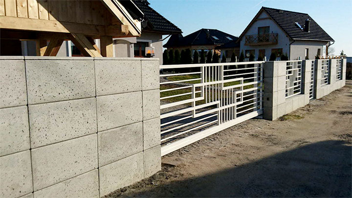 Забор в стиле лофт