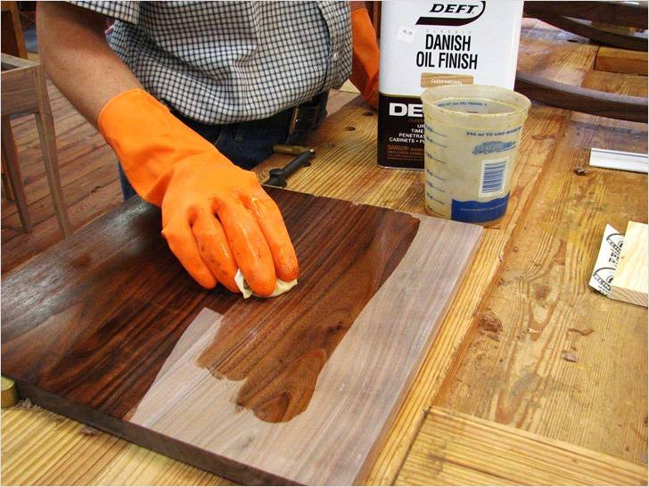 Популярностью пользуется пропитка с декоративными свойствами