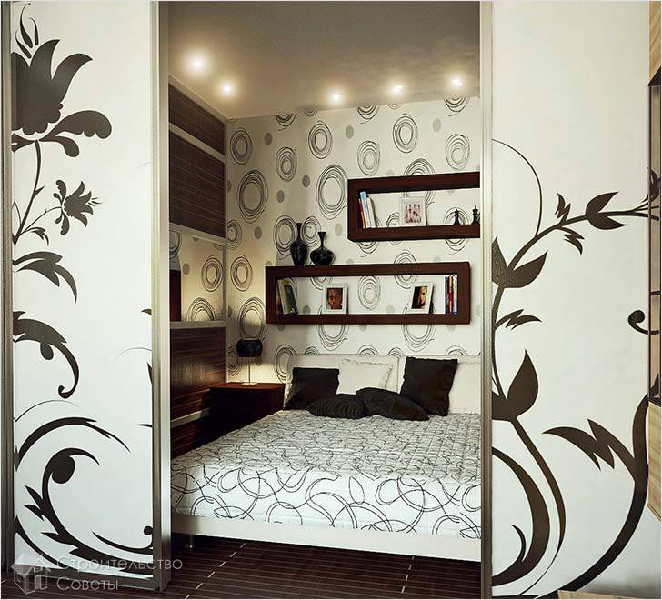 Спальное место за раздвижными дверями