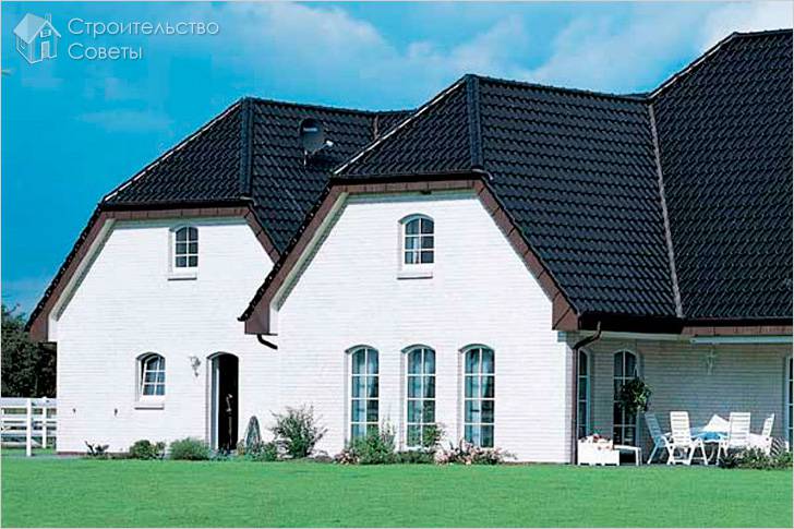 Строительство полувальмовой крыши