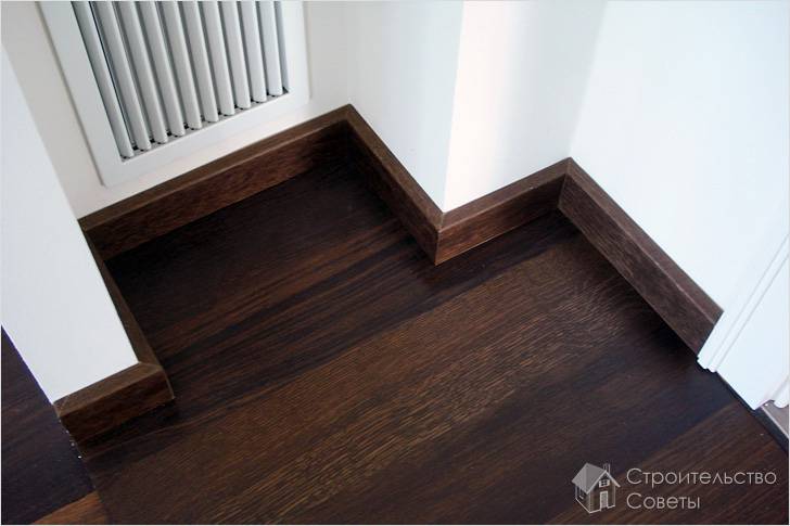 Какой цвет плинтуса выбрать