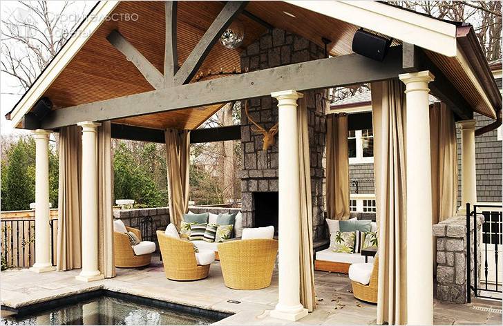 Плетеные кресла