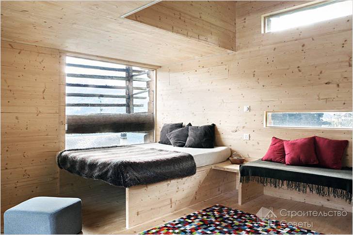 Отделка стен на чердаке деревом
