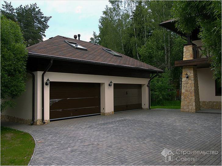 Готовый поштукатуренный гараж из пеноблоков