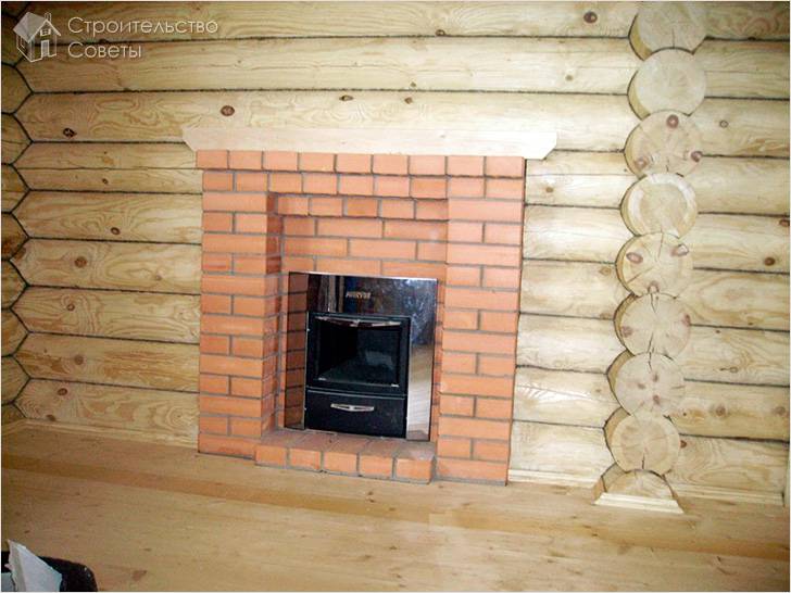 В деревянном доме