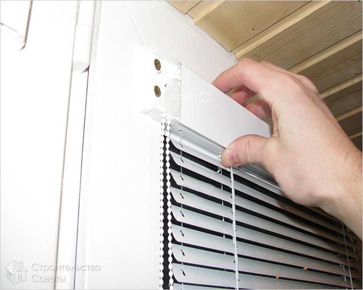 Крепление саморезами