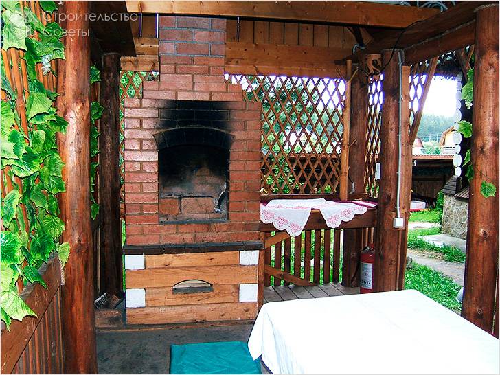 Беседка с барбекю своими руками