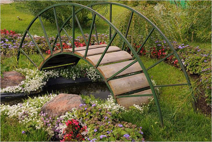 Мостики на даче своими руками