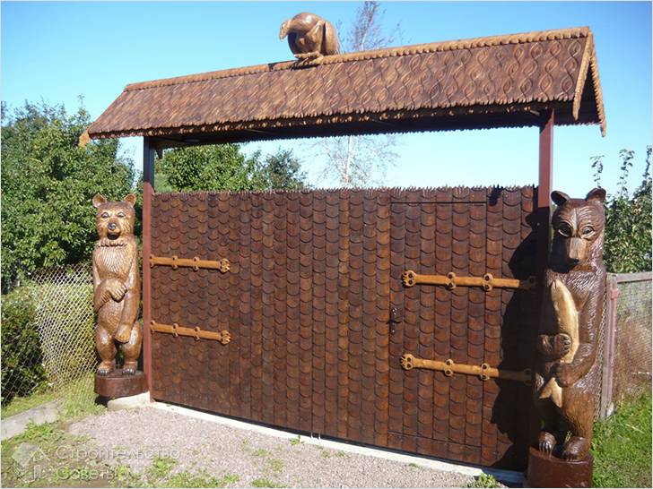 С козырьком