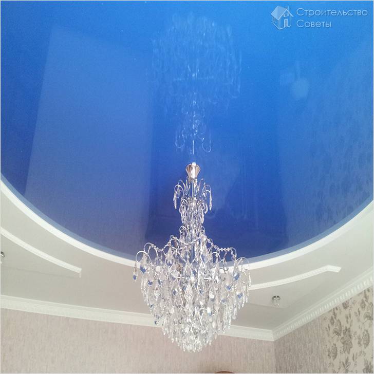 Стеклянная люстра