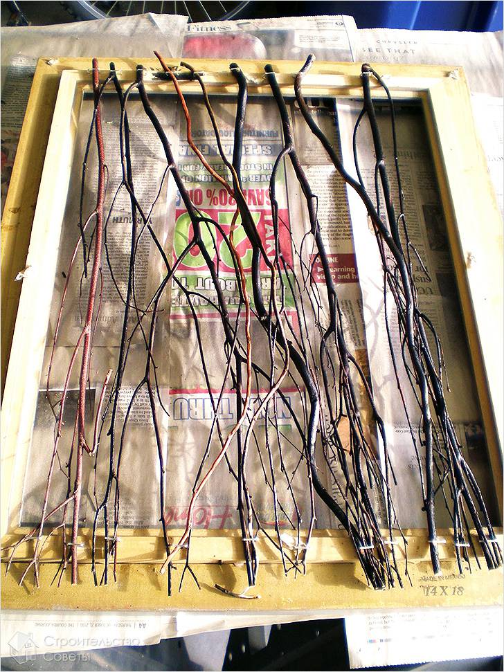 Конструкция для растений из веток