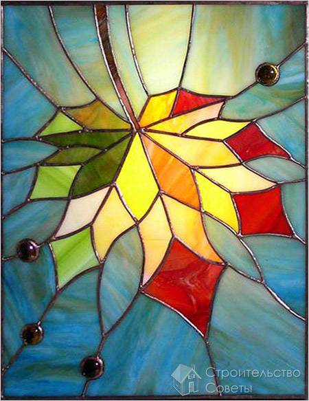 Красивый витраж
