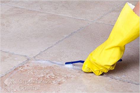 Очистка бытовыми чистящими средствами