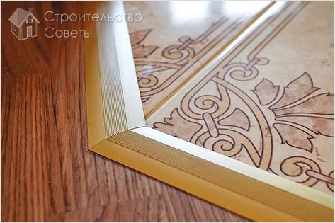 Как стыковать ламинат с плиткой