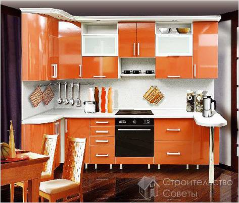 Из пластика