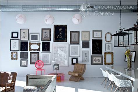 Стена с картинами