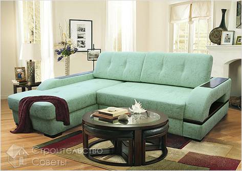 Оригинальный диван для гостиной