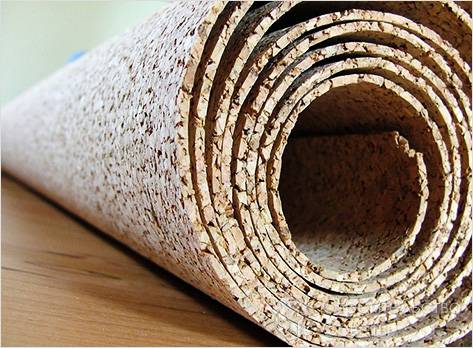 Укладка пробковых полов