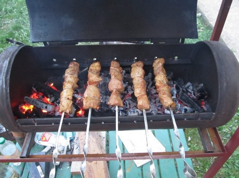 Как сделать мангал из металла своими руками: оптимальные размеры, особенности изготовления