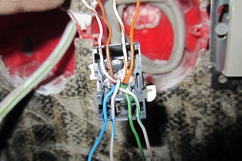 Как правильно подключить кабель к интернет розетке