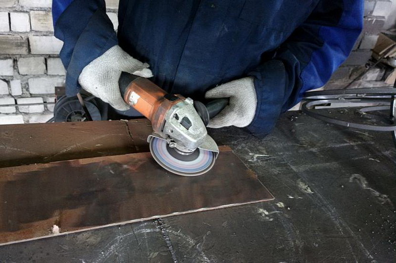 Как сделать мангал из металла своими руками: оптимальные размеры, особенности изготовления