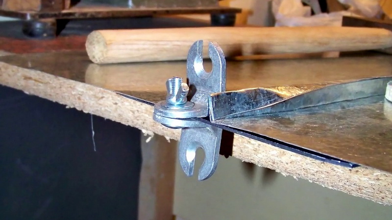 Как сделать мангал из металла своими руками: оптимальные размеры, особенности изготовления