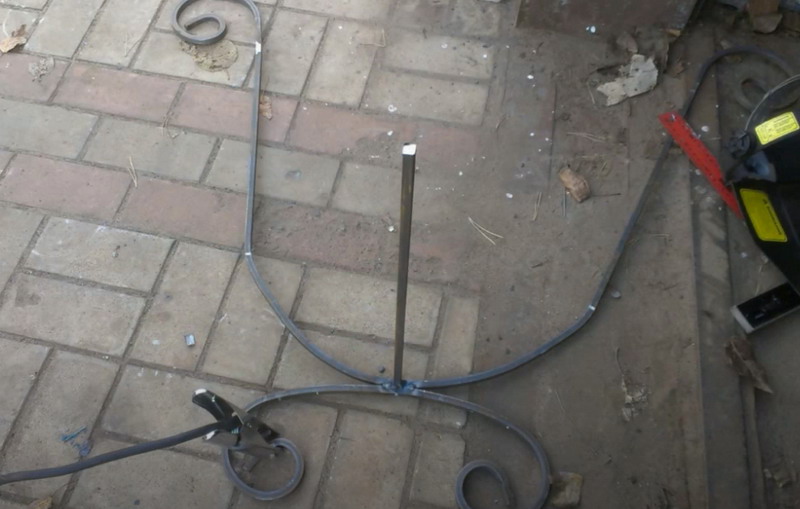 Как сделать дровник на даче своими руками: способы изготовления