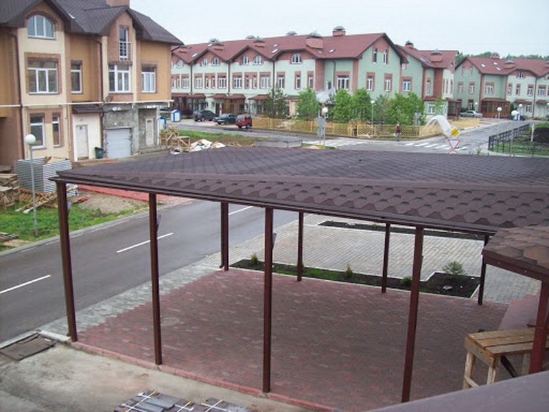 Современные навесы в ландшафтном дизайне: советы по выбору вида и материала