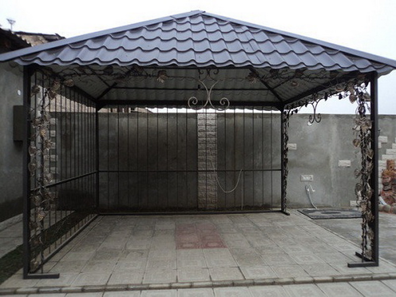 Современные навесы в ландшафтном дизайне: советы по выбору вида и материала