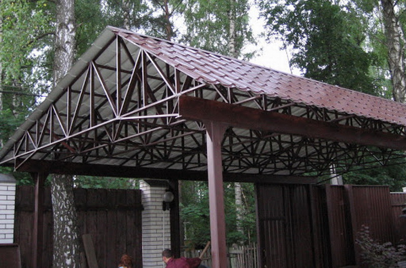 Современные навесы в ландшафтном дизайне: советы по выбору вида и материала