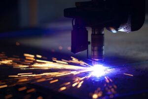 ПРЕИМУЩЕСТВА ЛАЗЕРНОЙ РЕЗКИ МЕТАЛЛА