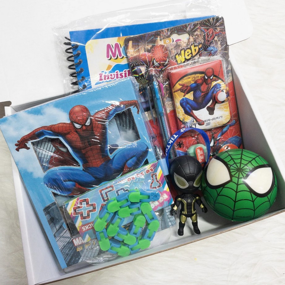 Как подобрать подарок для малыша или подростка