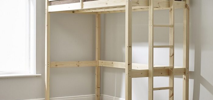 Особенности кроватей чердаков из массива дерева