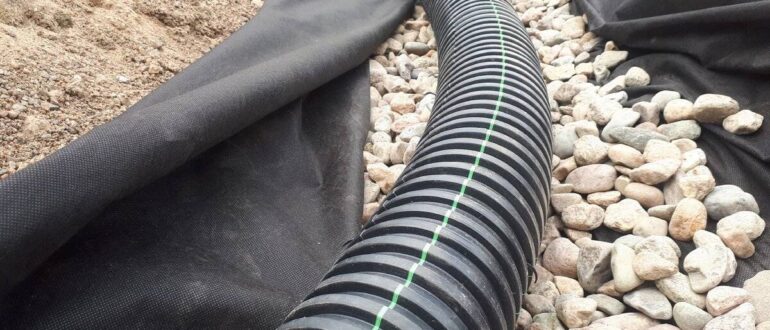Дренажные трубы для отвода грунтовых вод — особенности выбора