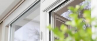 Роллеты vs металлические решётки: что надёжнее в 2026 году? Сравнение по защите, эстетике и стоимости